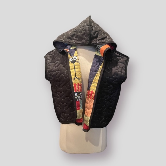 Upcycled Quilt Hooded Vest - Picture 5 of 6